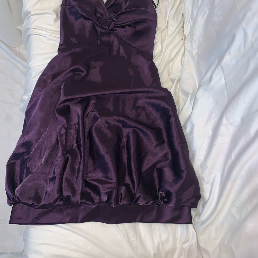 Dress - Picture 4 of 5